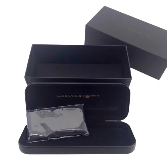 Alexander McQueen | Accessories | New Alexander Mcqueen  display picture 3